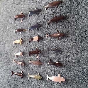 18 Marine animal playset